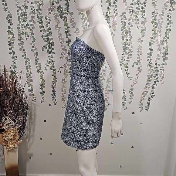Vineyard Vines Strapless Pasley Mini Dress Sz 4 - Picture 4 of 10